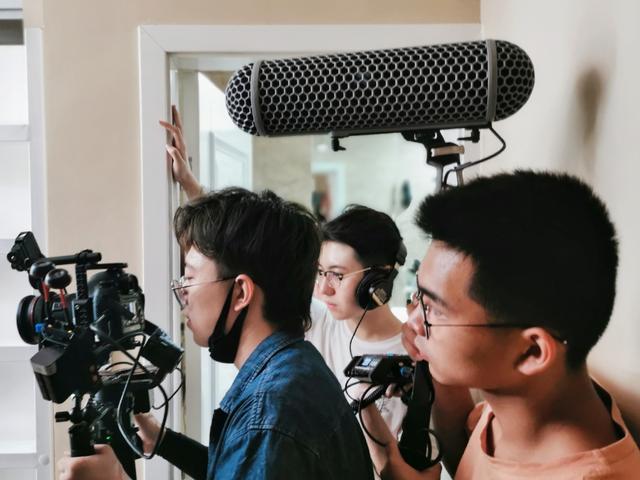影視編導類,文化管理類,戲劇表演文學;影視編導類:電視編導,文藝范兒