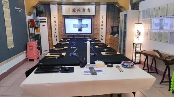 路線道和書院: 主要業務一般項目:文藝創作與表演(憑有效許可證經營)
