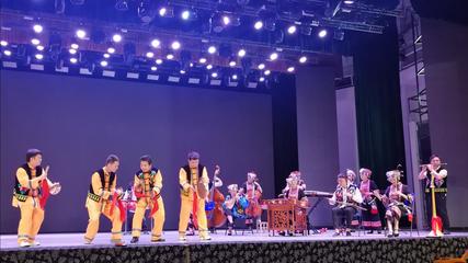 吉首大學(xué)校長(zhǎng)廖志坤親臨音樂舞蹈學(xué)院