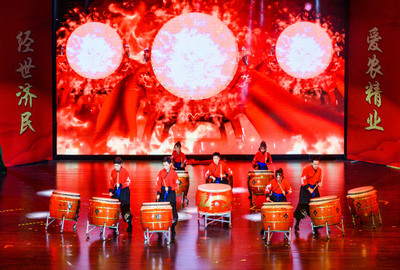 學(xué)習(xí)強(qiáng)國(guó)(2020-12-14):多彩校園 | 福建農(nóng)林大學(xué)2020-2021學(xué)年“學(xué)院周”文藝活動(dòng)正式開展