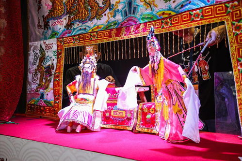 非遺展演 傳承人獻藝 文創產品展銷.......在旅博會沉浸式體驗廣東非遺文化