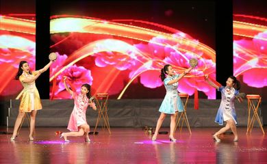 到人民中去--省文聯文藝志愿者走進 東莞塘廈文藝創作采風惠民演出
